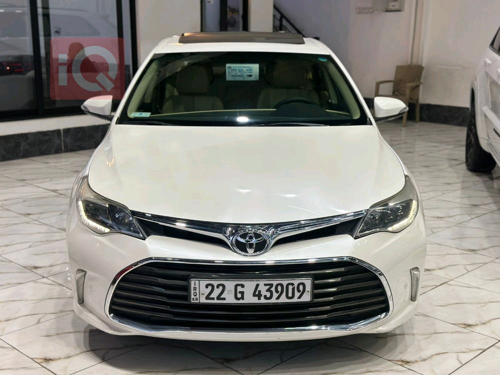 تويوتا أفالون